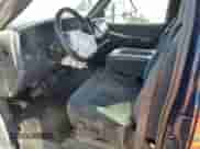 2002 Chevrolet Silverado 2500HD LS z VIN 1GCHK23G02F121208, wystawiony jako Copart lot #75267464 z przebiegiem 158 701 mil mil oraz Szkoda całkowita • Salvage title. Historia ofert i sprzedaży dostępna na DreamBid. Obrazek 7.