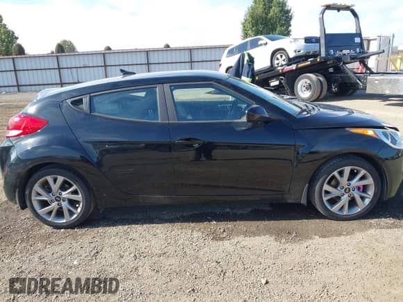2016 Hyundai Veloster с VIN KMHTC6AD1GU292457, выставлен на аукционе IAAI как лот 43419828 с пробегом 105 746 миль миль и . История ставок и продаж доступна на DreamBid. Изображение 13.