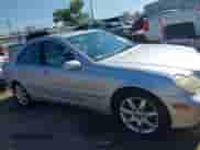 2003 Mercedes-Benz C 230 Kompressor z VIN WDBRF40J63F410243, wystawiony jako IAAI lot #43445817 z przebiegiem Nie podano mil oraz . Historia ofert i sprzedaży dostępna na DreamBid. Obrazek 13.