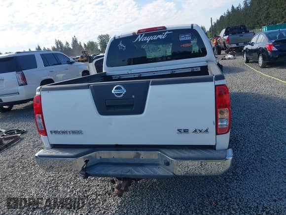 2007 Nissan Frontier Nismo z VIN 1N6AD07W17C434002, wystawiony jako IAAI lot #42173461 z przebiegiem Nie podano mil oraz . Historia ofert i sprzedaży dostępna na DreamBid. Obrazek 16.