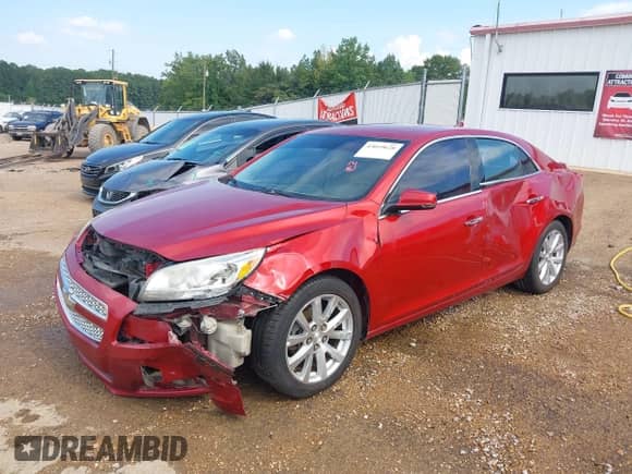 2013 Chevrolet Malibu LTZ с VIN 1G11H5SA6DF188812, выставлен на аукционе IAAI как лот 43019628 с пробегом 282 989 миль миль и . История ставок и продаж доступна на DreamBid. Изображение 2.