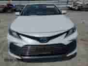 2021 Toyota Camry Hybrid XLE with VIN 4T1F31AK8MU569339, listed as a Copart auction lot 61220835 with 15,553 mi miles and Salvage title. Bid and sale history available at DreamBid. Image 5.