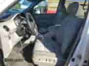 2011 Honda Pilot EX с VIN 5FNYF4H49BB097218, выставлен на аукционе Copart как лот 81294515 с пробегом Не указан миль и Списание • Salvage title. История ставок и продаж доступна на DreamBid. Изображение 7.