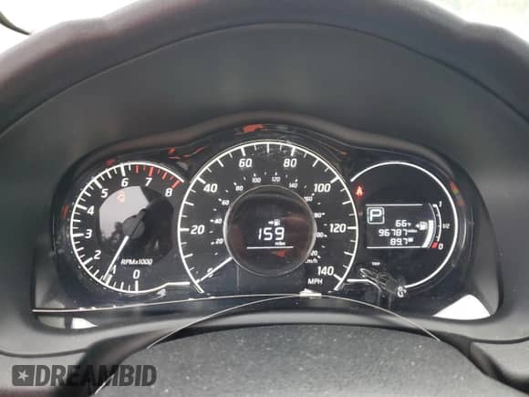 2015 Nissan Note SV z VIN 3N1CE2CP9FL400740, wystawiony jako Copart lot #81743644 z przebiegiem 96 787 mil mil oraz Czysty tytuł • Clean title. Historia ofert i sprzedaży dostępna na DreamBid. Obrazek 9.