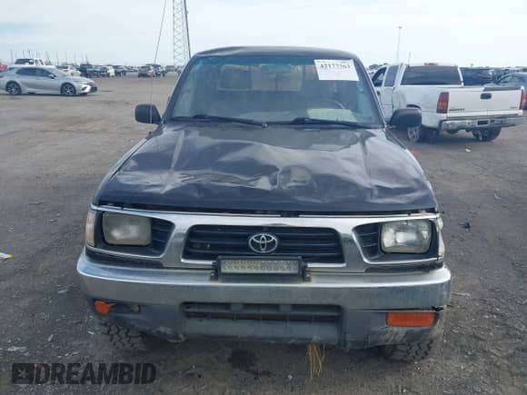 1997 Toyota Tacoma с VIN 4TAWN72N0VZ281132, выставлен на аукционе IAAI как лот 42177363 с пробегом 145 622 миль миль и . История ставок и продаж доступна на DreamBid. Изображение 12.