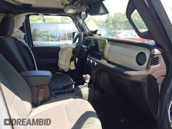 2024 Jeep Wrangler Willys with VIN 1C4PJXDGXRW302725, listed as a IAAI auction lot 42750692 with 15,842 mi miles and . Bid and sale history available at DreamBid. Image 5.