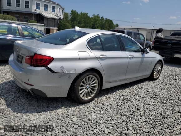 2012 BMW 5 Series 535i xDrive with VIN WBAFU7C55CDU59131, listed as a Copart auction lot 63258335 with 184,550 mi miles and Clean title. Bid and sale history available at DreamBid. Image 3.