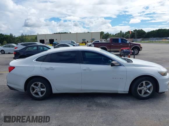 2016 Chevrolet Malibu LS с VIN 1G1ZB5ST3GF207097, выставлен на аукционе IAAI как лот 43413863 с пробегом 116 396 миль миль и . История ставок и продаж доступна на DreamBid. Изображение 13.