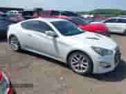 2013 Hyundai Genesis Coupe Grand Touring with VIN KMHHU6KJ5DU093088, listed as a IAAI auction lot 42593873 with 166,610 mi miles and . Bid and sale history available at DreamBid. Image 1.