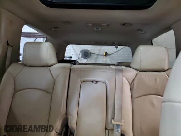 2008 Saturn Outlook XR with VIN 5GZEV33738J255425, listed as a Copart auction lot 70092845 with 179,763 mi miles and Salvage title. Bid and sale history available at DreamBid. Image 10.