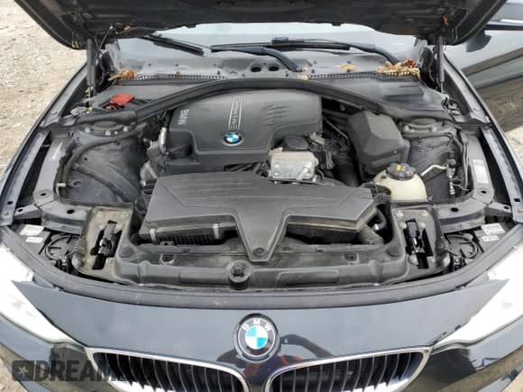 2015 BMW 4 Series 428i xDrive z VIN WBA4A7C52FD414720, wystawiony jako Copart lot #67213025 z przebiegiem 152 101 mil mil oraz Szkoda całkowita • Salvage title. Historia ofert i sprzedaży dostępna na DreamBid. Obrazek 11.