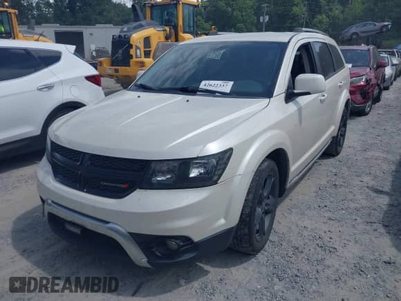 2018 Dodge Journey Crossroad with VIN 3C4PDCGG8JT305676, listed as a IAAI auction lot 42622337 with 111,768 mi miles and . Bid and sale history available at DreamBid. Image 23.