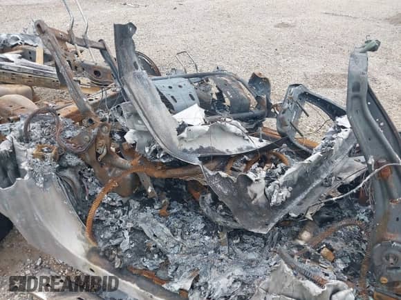 2020 Ford F-150 XL z VIN 1FTEW1E5XLFA45687, wystawiony jako IAAI lot #43376574 z przebiegiem Nie podano mil oraz . Historia ofert i sprzedaży dostępna na DreamBid. Obrazek 8.