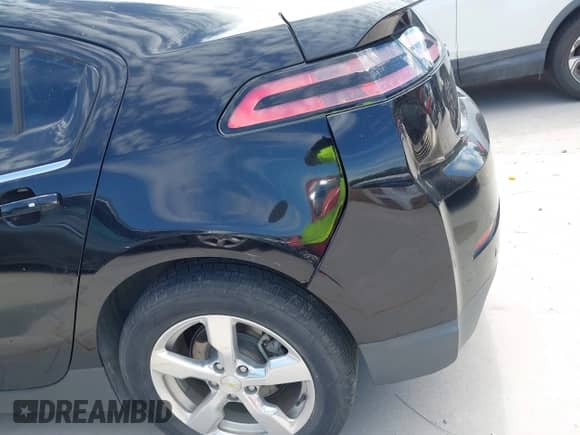 2012 Chevrolet Volt with VIN 1G1RD6E48CU102355, listed as a IAAI auction lot 42835173 with 102,607 mi miles and . Bid and sale history available at DreamBid. Image 6.