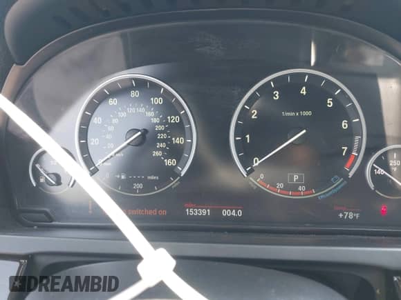 2012 BMW 7 Series 750Li xDrive с VIN WBAKC8C52CC435298, выставлен на аукционе IAAI как лот 42587250 с пробегом 153 391 миль миль и . История ставок и продаж доступна на DreamBid. Изображение 15.