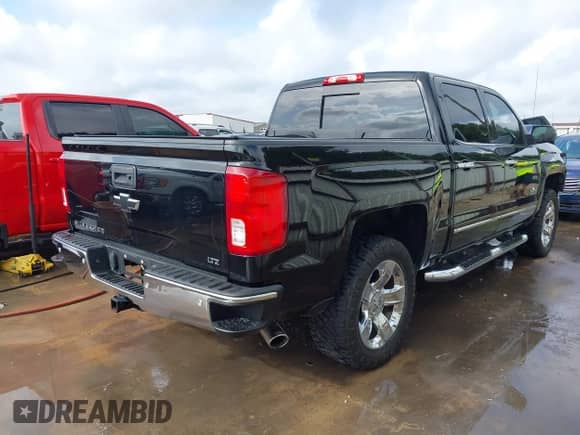 2017 Chevrolet Silverado 1500 LTZ с VIN 3GCPCSEC2HG517652, выставлен на аукционе IAAI как лот 42436403 с пробегом 107 582 миль миль и . История ставок и продаж доступна на DreamBid. Изображение 4.