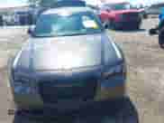 2023 Chrysler 300 S z VIN 2C3CCABG9PH566043, wystawiony jako IAAI lot #42641799 z przebiegiem 59 665 mil mil oraz . Historia ofert i sprzedaży dostępna na DreamBid. Obrazek 13.