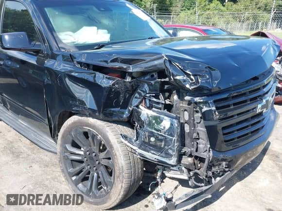 2019 Chevrolet Tahoe LT с VIN 1GNSKBKC3KR220342, выставлен на аукционе IAAI как лот 42822685 с пробегом 77 599 миль миль и . История ставок и продаж доступна на DreamBid. Изображение 17.