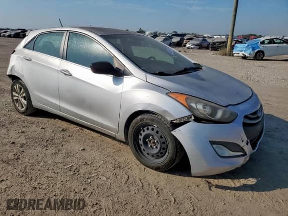 2014 Hyundai Elantra с VIN KMHD35LH1EU179104, выставлен на аукционе Copart как лот 84568305 с пробегом 92 478 миль миль и Списание • Salvage title. История ставок и продаж доступна на DreamBid. Изображение 4.