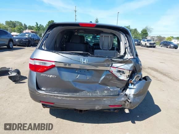 2013 Honda Odyssey EX-L с VIN 5FNRL5H6XDB015102, выставлен на аукционе IAAI как лот 43082609 с пробегом 136 494 миль миль и . История ставок и продаж доступна на DreamBid. Изображение 6.