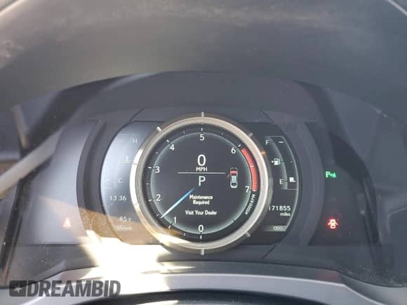 2018 Lexus IS 300 z VIN JTHBA1D23J5079853, wystawiony jako Copart lot #80757245 z przebiegiem 171 855 mil mil oraz Szkoda całkowita • Salvage title. Historia ofert i sprzedaży dostępna na DreamBid. Obrazek 9.