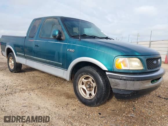 1997 Ford F-150 XL z VIN 1FTEX17L1VNB11979, wystawiony jako IAAI lot #43384566 z przebiegiem 202 543 mil mil oraz . Historia ofert i sprzedaży dostępna na DreamBid. Obrazek 1.