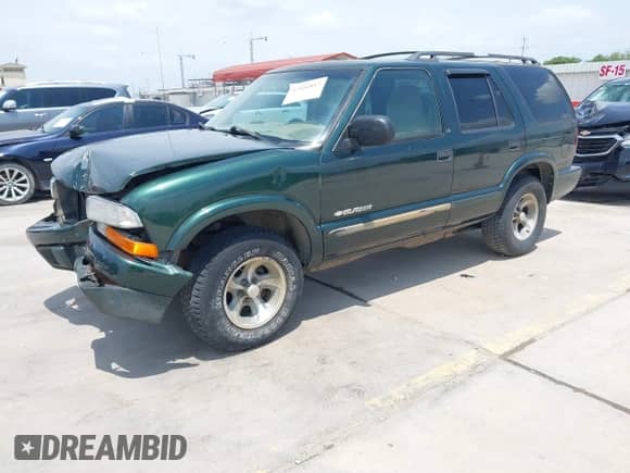 2002 Chevrolet Blazer LS с VIN 1GNCS13W82K110029, выставлен на аукционе IAAI как лот 42416817 с пробегом 268 146 миль миль и . История ставок и продаж доступна на DreamBid. Изображение 18.