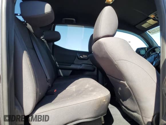 2017 Toyota Tacoma SR5 with VIN 5TFCZ5AN1HX071883, listed as a Copart auction lot 87033555 with 211,603 mi miles and Salvage title. Bid and sale history available at DreamBid. Image 10.