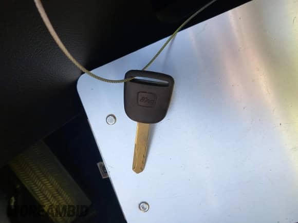 2005 Honda Accord LX с VIN 1HGCM56445A081581, выставлен на аукционе IAAI как лот 43520000 с пробегом 156 612 миль миль и . История ставок и продаж доступна на DreamBid. Изображение 11.