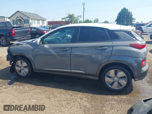 2021 Hyundai Kona SEL with VIN KM8K23AG1MU110954, listed as a IAAI auction lot 42579569 with 24,856 mi miles and . Bid and sale history available at DreamBid. Image 15.