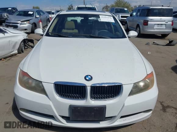 2007 BMW 3 Series 328i z VIN WBAVC53547FZ73971, wystawiony jako IAAI lot #43293178 z przebiegiem 137 616 mil mil oraz . Historia ofert i sprzedaży dostępna na DreamBid. Obrazek 11.