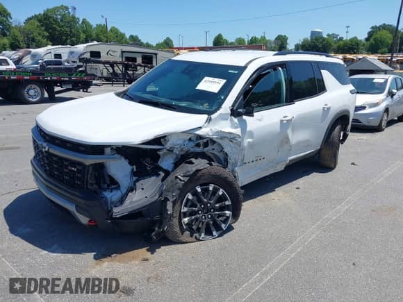 2024 Chevrolet Traverse AWD Z71 с VIN 1GNEVJKS0RJ143833, выставлен на аукционе IAAI как лот 42549591 с пробегом 17 214 миль миль и . История ставок и продаж доступна на DreamBid. Изображение 17.