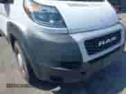 2020 Ram ProMaster Cargo z VIN 3C6TRVBG2LE100324, wystawiony jako IAAI lot #42411011 z przebiegiem 142 658 mil mil oraz . Historia ofert i sprzedaży dostępna na DreamBid. Obrazek 6.