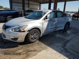 2015 Nissan Altima S with VIN 1N4AL3APXFC222471, listed as a Copart auction lot 81595535 with 93,057 mi miles and Salvage title. Bid and sale history available at DreamBid. Image 1.