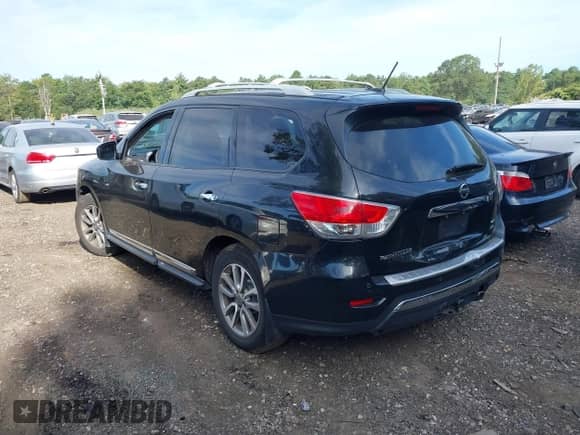 2015 Nissan Pathfinder SL with VIN 5N1AR2MM9FC687193, listed as a IAAI auction lot 43097077 with 212,538 mi miles and . Bid and sale history available at DreamBid. Image 3.