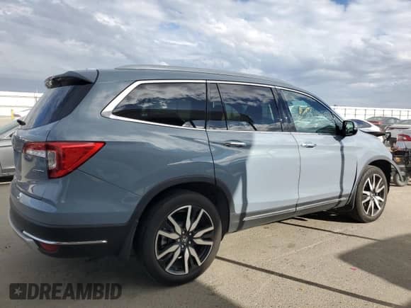 2022 Honda Pilot Touring 8-Passenger with VIN 5FNYF5H93NB015893, listed as a Copart auction lot 48508385 with 35,975 mi miles and Salvage title. Bid and sale history available at DreamBid. Image 3.