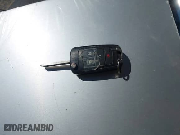 2017 Chevrolet Sonic LT z VIN 1G1JD5SGXH4135192, wystawiony jako IAAI lot #43291965 z przebiegiem 106 179 mil mil oraz . Historia ofert i sprzedaży dostępna na DreamBid. Obrazek 11.