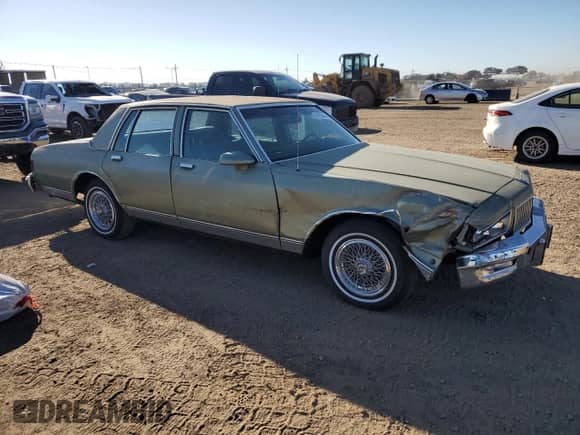 1987 Chevrolet Caprice Classic с VIN 1G1BN51HXHX104230, выставлен на аукционе Copart как лот 81985445 с пробегом 78 884 миль миль и Чистый • Clean title. История ставок и продаж доступна на DreamBid. Изображение 4.
