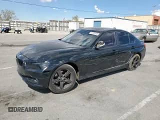 2012 BMW 3 Series 328i с VIN WBA3A5C52CF342465, выставлен на аукционе Copart как лот 80183185 с пробегом 119 524 миль миль и Списание • Salvage title. История ставок и продаж доступна на DreamBid. Изображение 1.
