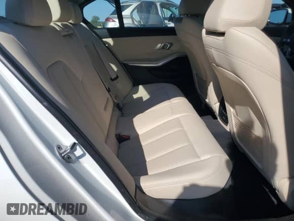 2022 BMW 3 Series 330i xDrive with VIN 3MW5R7J07N8C36576, listed as a Copart auction lot 81846515 with 4,054 mi miles and Salvage title. Bid and sale history available at DreamBid. Image 10.