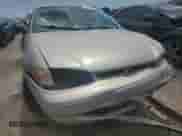 2001 Chevrolet Prizm с VIN 1Y1SK52871Z427641, выставлен на аукционе Copart как лот 55704775 с пробегом Не указан миль и Списание • Salvage title. История ставок и продаж доступна на DreamBid. Изображение 5.
