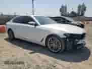 2019 BMW 5 Series 530e z VIN WBAJA9C59KB254078, wystawiony jako Copart lot #68543295 z przebiegiem 63 062 mil mil oraz Szkoda całkowita • Salvage title. Historia ofert i sprzedaży dostępna na DreamBid. Obrazek 4.