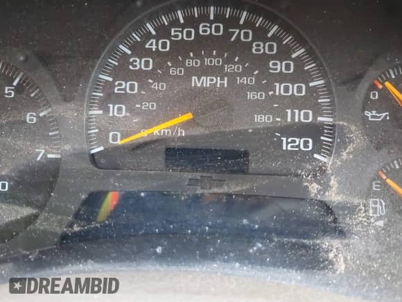 2002 Chevrolet TrailBlazer LT z VIN 1GNDT13S522180215, wystawiony jako IAAI lot #42441894 z przebiegiem Nie podano mil oraz . Historia ofert i sprzedaży dostępna na DreamBid. Obrazek 7.