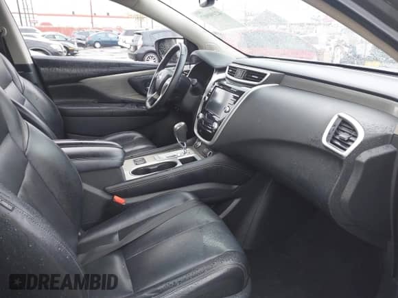 2018 Nissan Murano SV z VIN 5N1AZ2MG7JN157697, wystawiony jako IAAI lot #42190907 z przebiegiem 79 615 mil mil oraz . Historia ofert i sprzedaży dostępna na DreamBid. Obrazek 5.