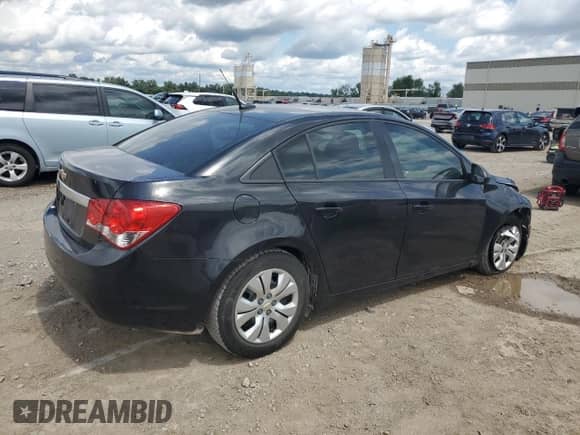 2014 Chevrolet Cruze LS с VIN 1G1PA5SH5E7433672, выставлен на аукционе Copart как лот 68509915 с пробегом 226 855 миль миль и Списание • Salvage title. История ставок и продаж доступна на DreamBid. Изображение 3.