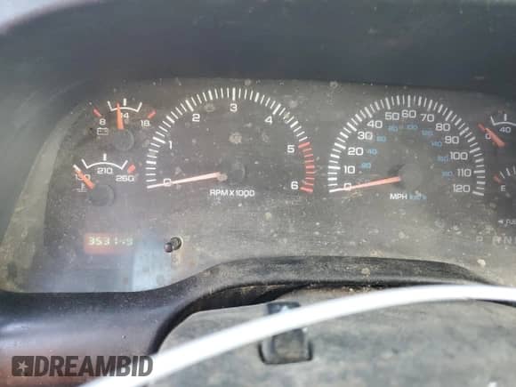 2001 Dodge 2500 with VIN 3B7KF23Z71G180443, listed as a Copart auction lot 82716745 with 353,149 mi miles and Clean title. Bid and sale history available at DreamBid. Image 9.