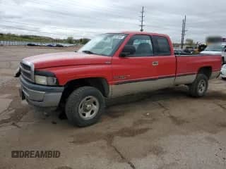 1998 Dodge 1500 with VIN 3B7HF12Z9WG219210, listed as a Copart auction lot 55473855 with 290,109 mi miles and Salvage title. Bid and sale history available at DreamBid. Image 1.