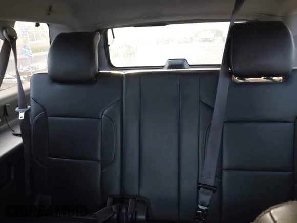 2015 Chevrolet Suburban LTZ с VIN 1GNSCKKC1FR621570, выставлен на аукционе IAAI как лот 42459167 с пробегом 227 006 миль миль и . История ставок и продаж доступна на DreamBid. Изображение 18.