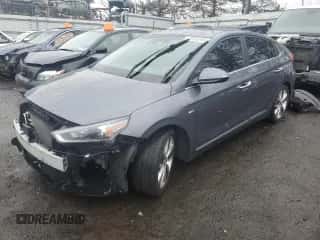 2019 Hyundai Ioniq Limited с VIN KMHC85LC6KU124726, выставлен на аукционе Copart как лот 48963364 с пробегом 71 261 миль миль и . История ставок и продаж доступна на DreamBid. Изображение 1.