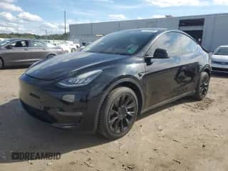 2020 Tesla Model Y Long Range с VIN 5YJYGDEE4LF036130, выставлен на аукционе Copart как лот 81823985 с пробегом 138 793 миль миль и Списание • Salvage title. История ставок и продаж доступна на DreamBid. Изображение 1.